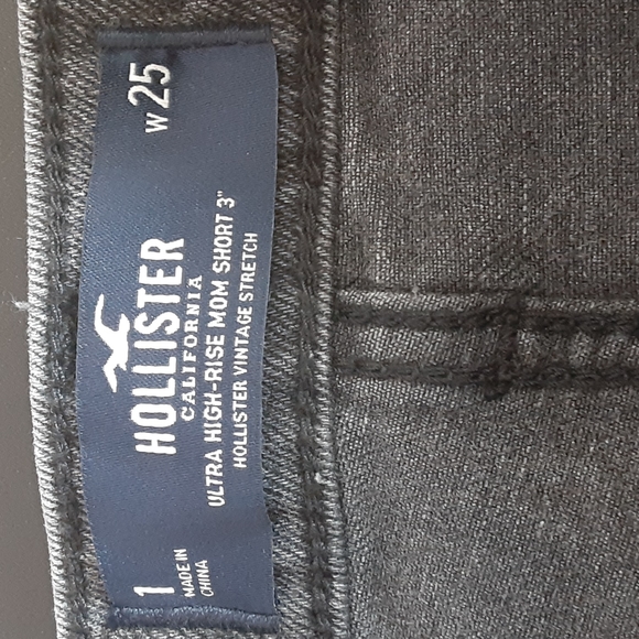 Hollister ultra high rise short - Picture 3 of 10